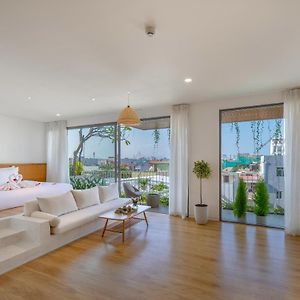 Large Suite